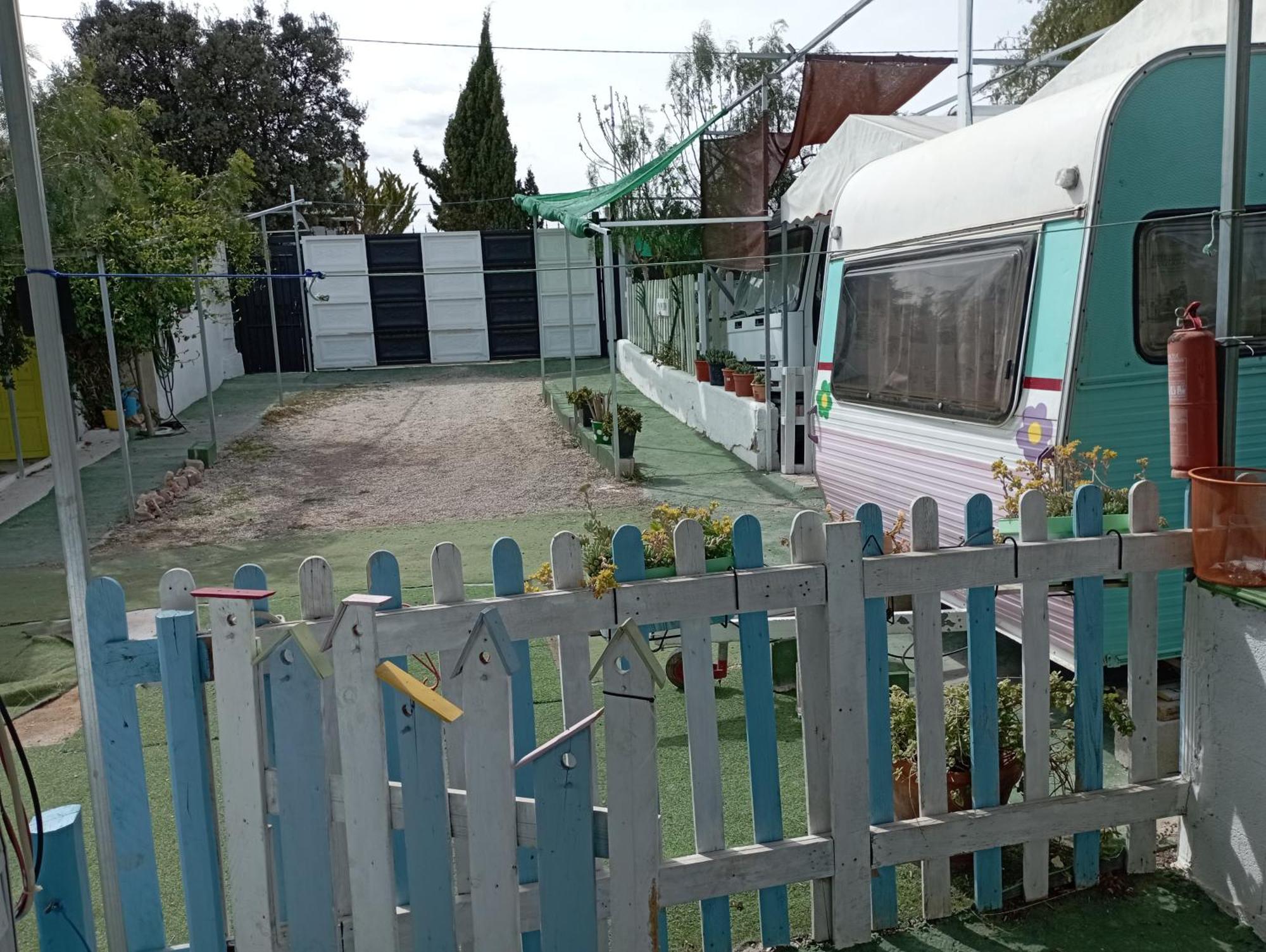 Caravanas Y Habitaciones Para Relajarse Sax Eksteriør billede